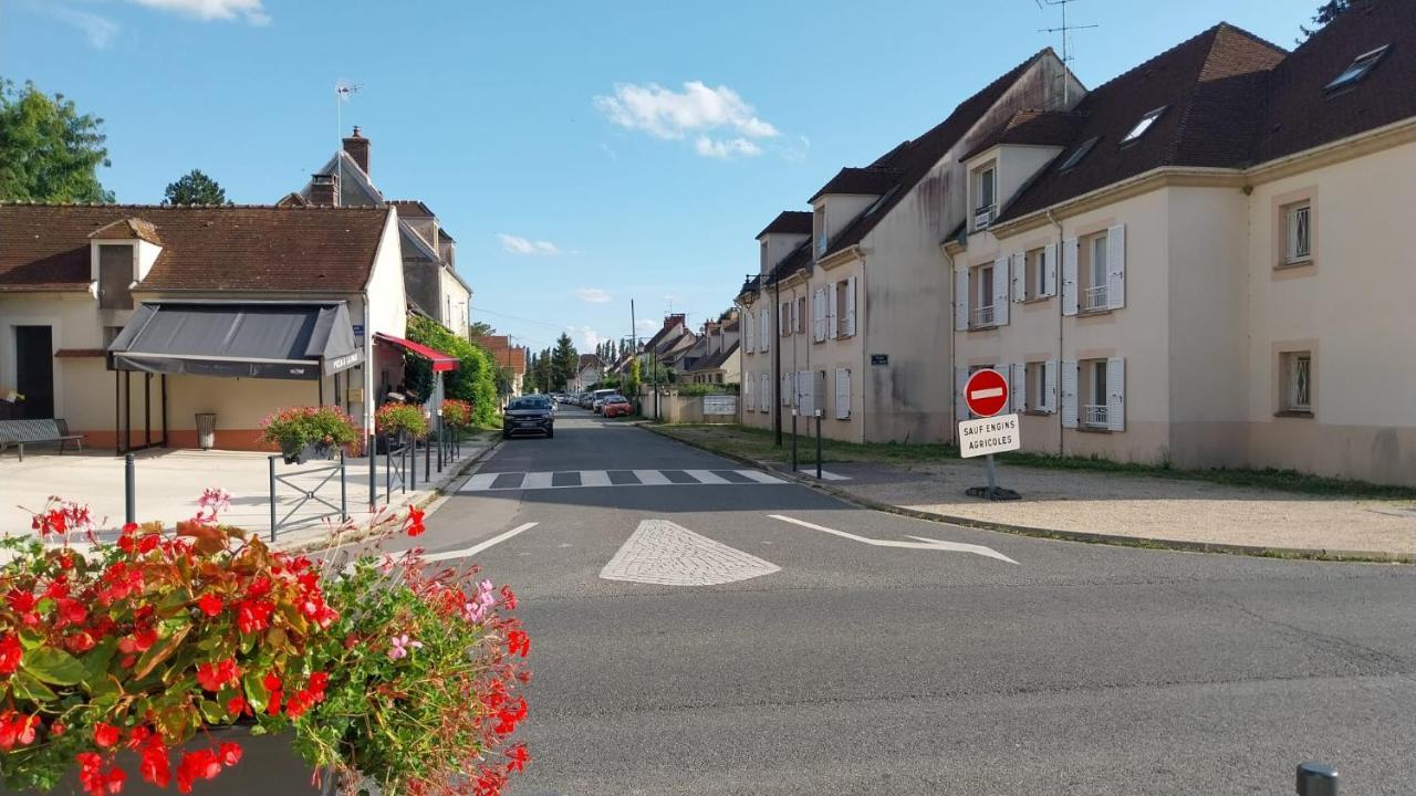 Appartement Cosy - Disneyland & Villages Nature Villeneuve-Saint-Denis Exterior photo